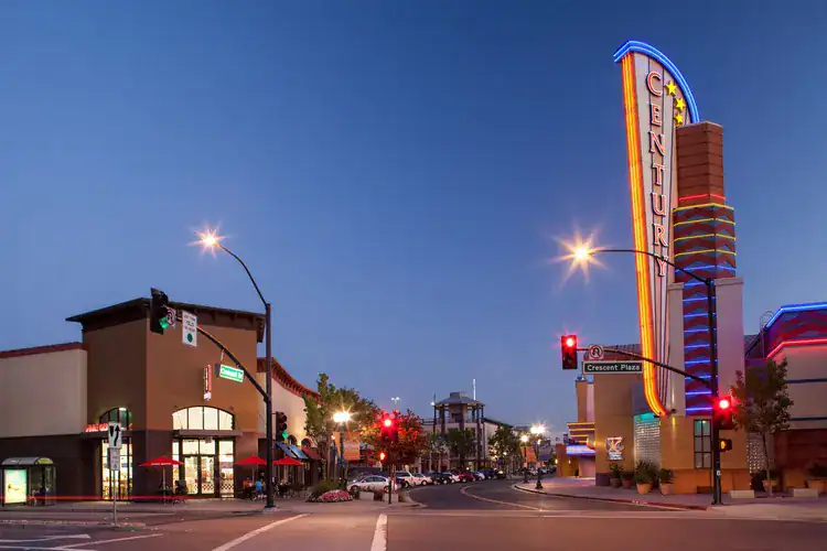 Century Theater in Pleasant Hill, CA, next to Walnut Creek, CA, Lafayette, CA and Martinex, Ca