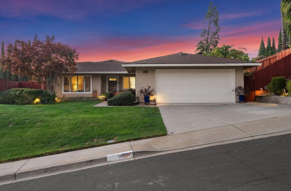 Rodeo Homes in evening sunset.